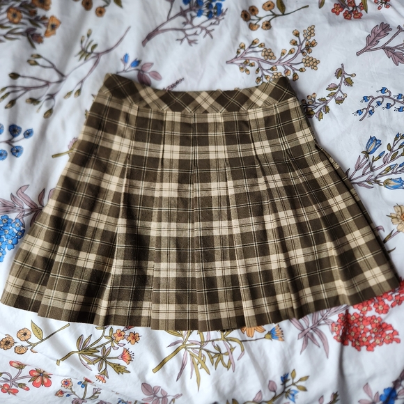 Sunday Best Plaid Mini Skirt - Picture 1 of 3